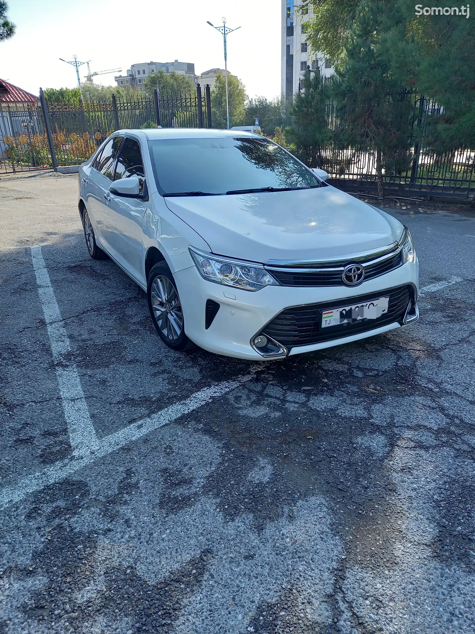 Toyota Camry, 2016-1