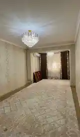 5-комн. квартира, 2 этаж, 110 м², Сино-9