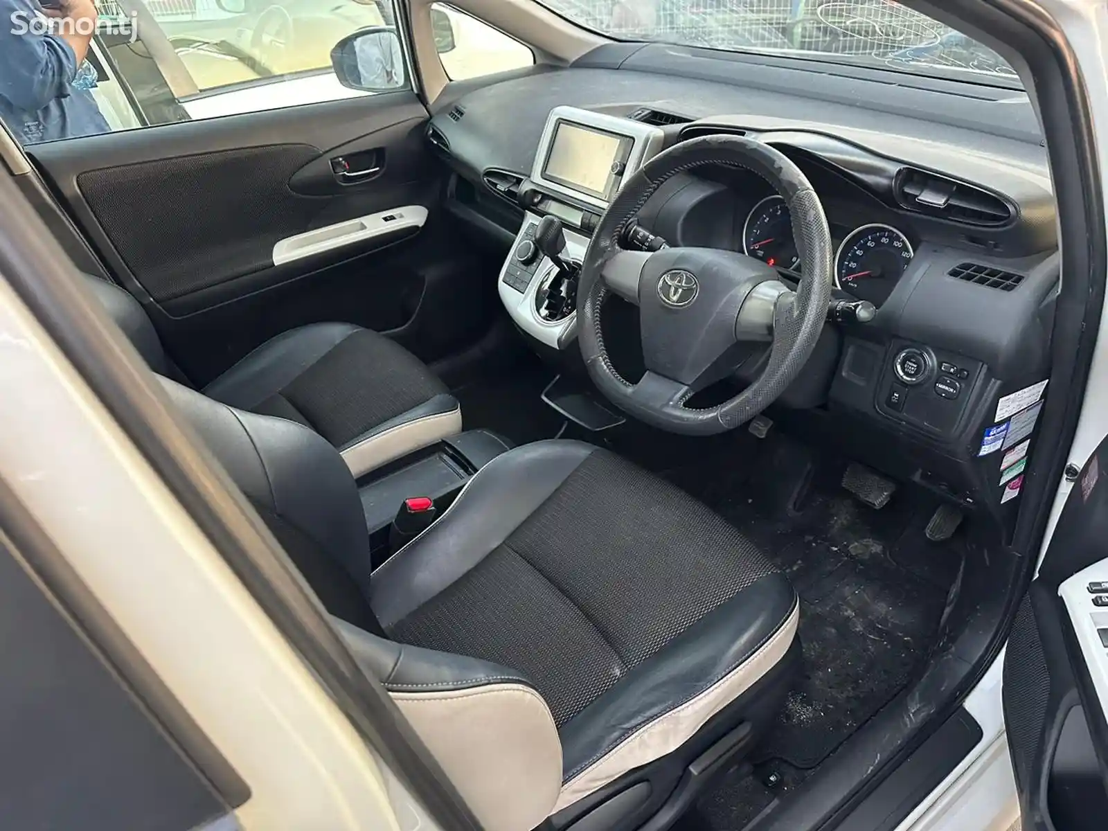 Toyota Wish, 2016-3