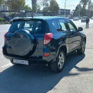 Toyota RAV 4, 2006