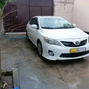 Toyota Corolla, 2011