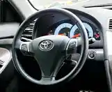 Toyota Camry, 2010-9