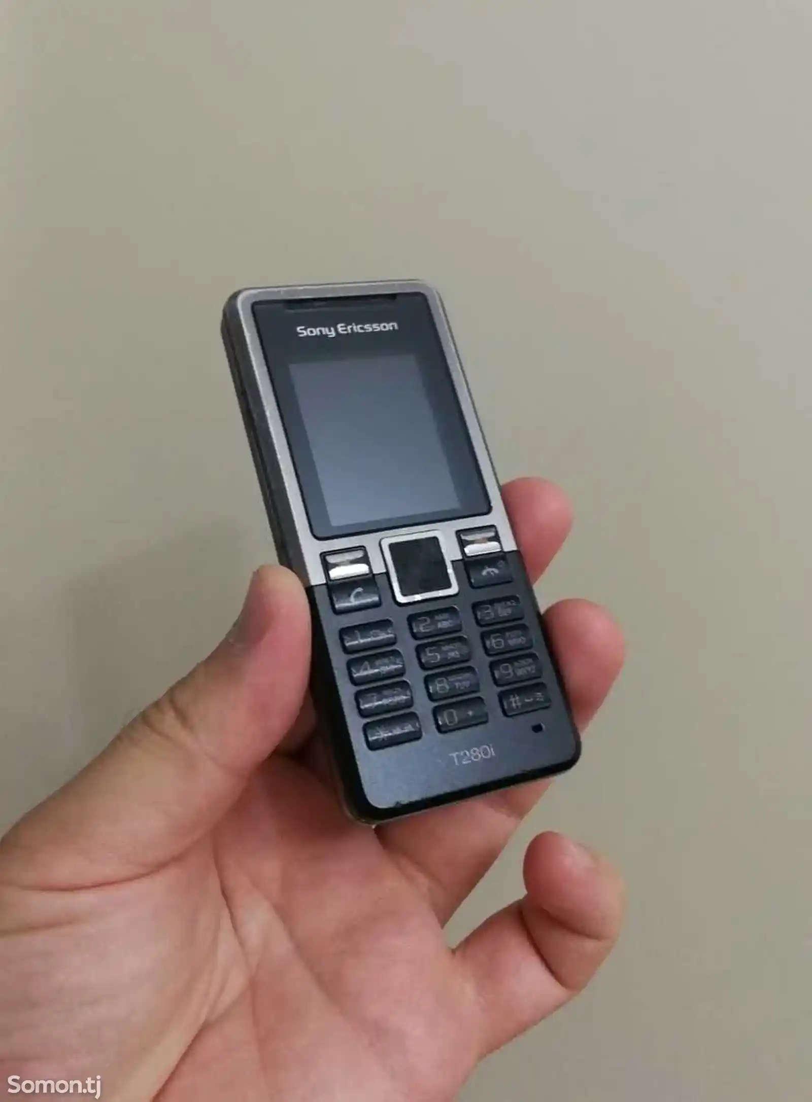 Sony Ericsson T280i-1