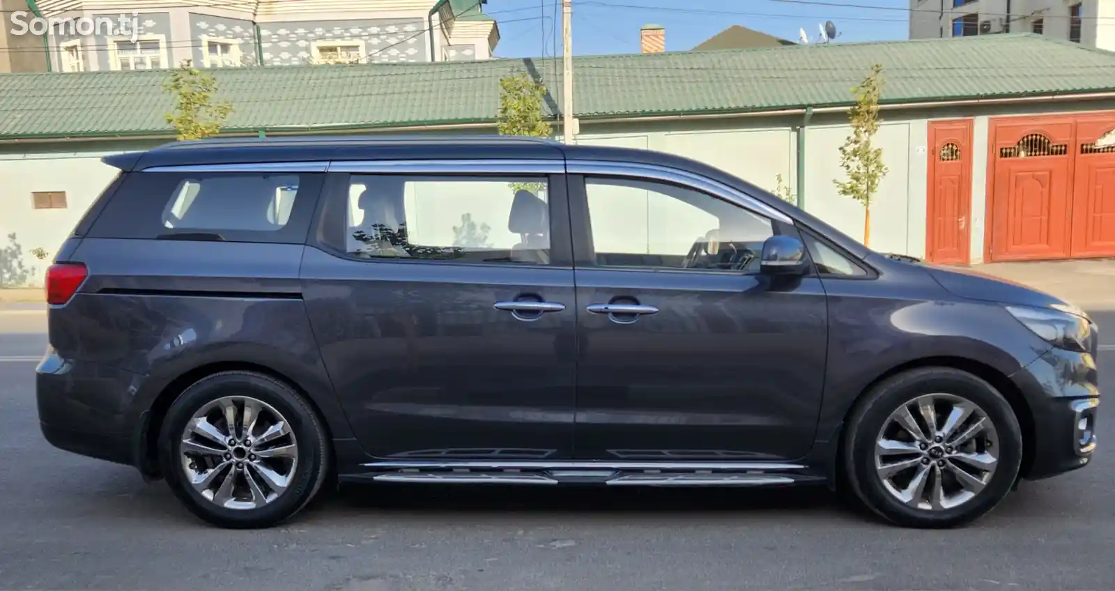 Kia Carnival, 2015-4