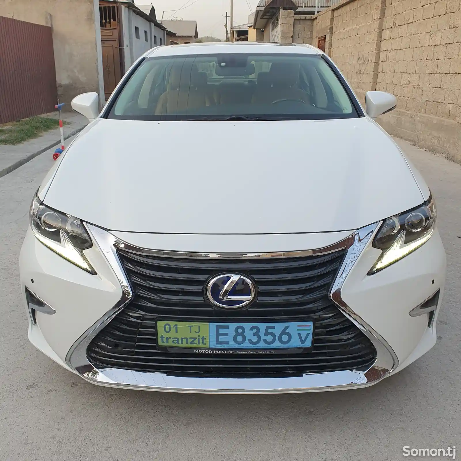 Lexus ES series, 2016-2