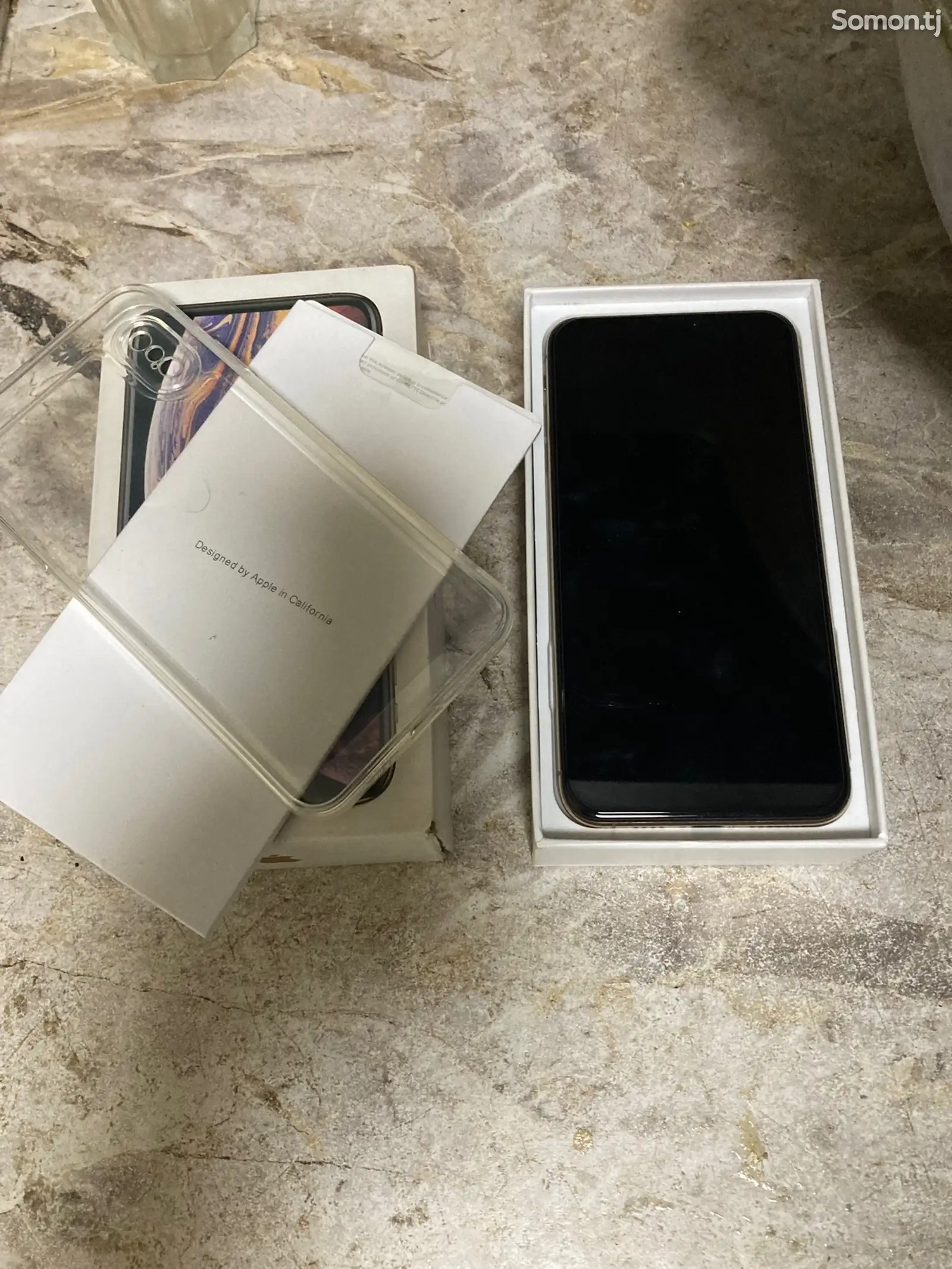 Apple iPhone Xs Max, 64 gb, Gold-1