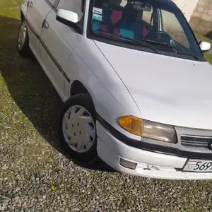 Opel Astra F, 1992