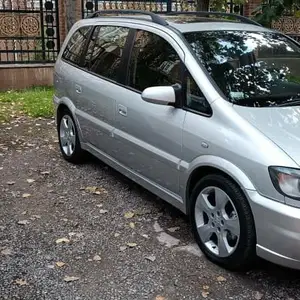 Opel Zafira, 2006