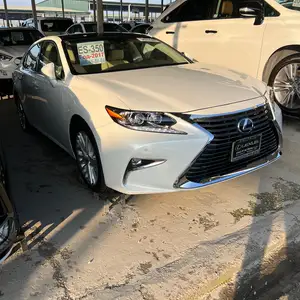 Lexus ES series, 2017