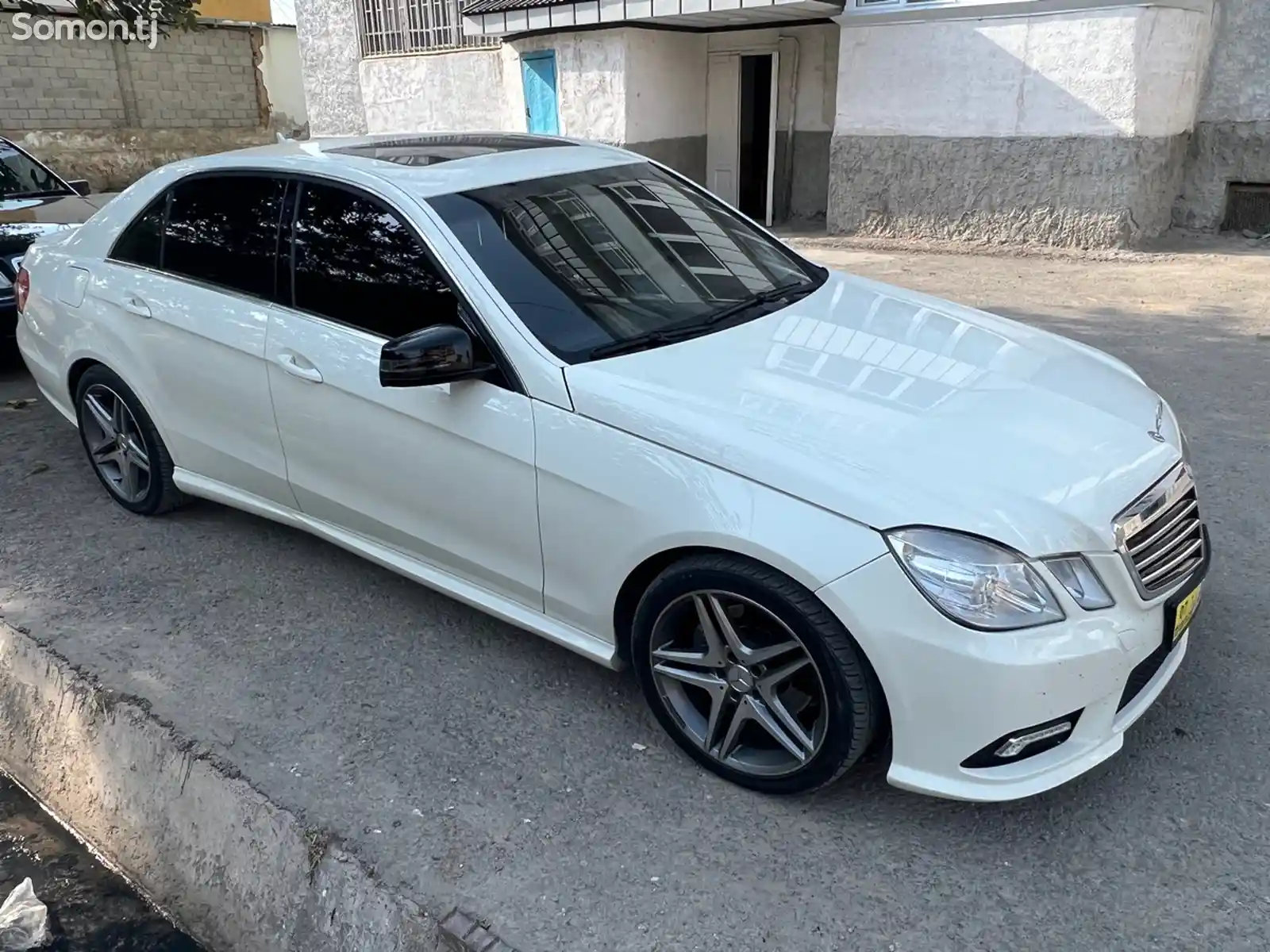 Mercedes-Benz E class, 2010-3