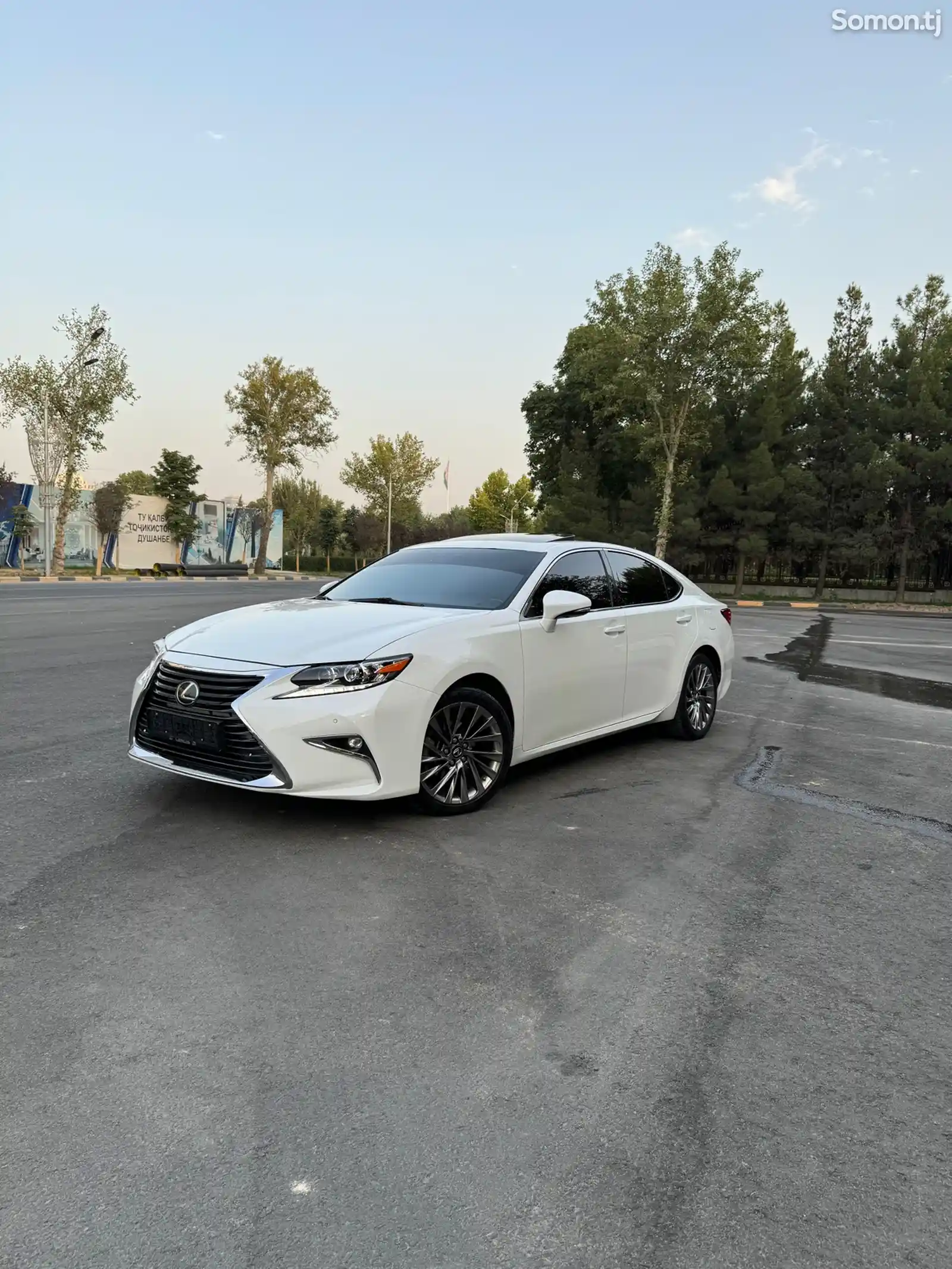 Lexus ES series, 2014-1