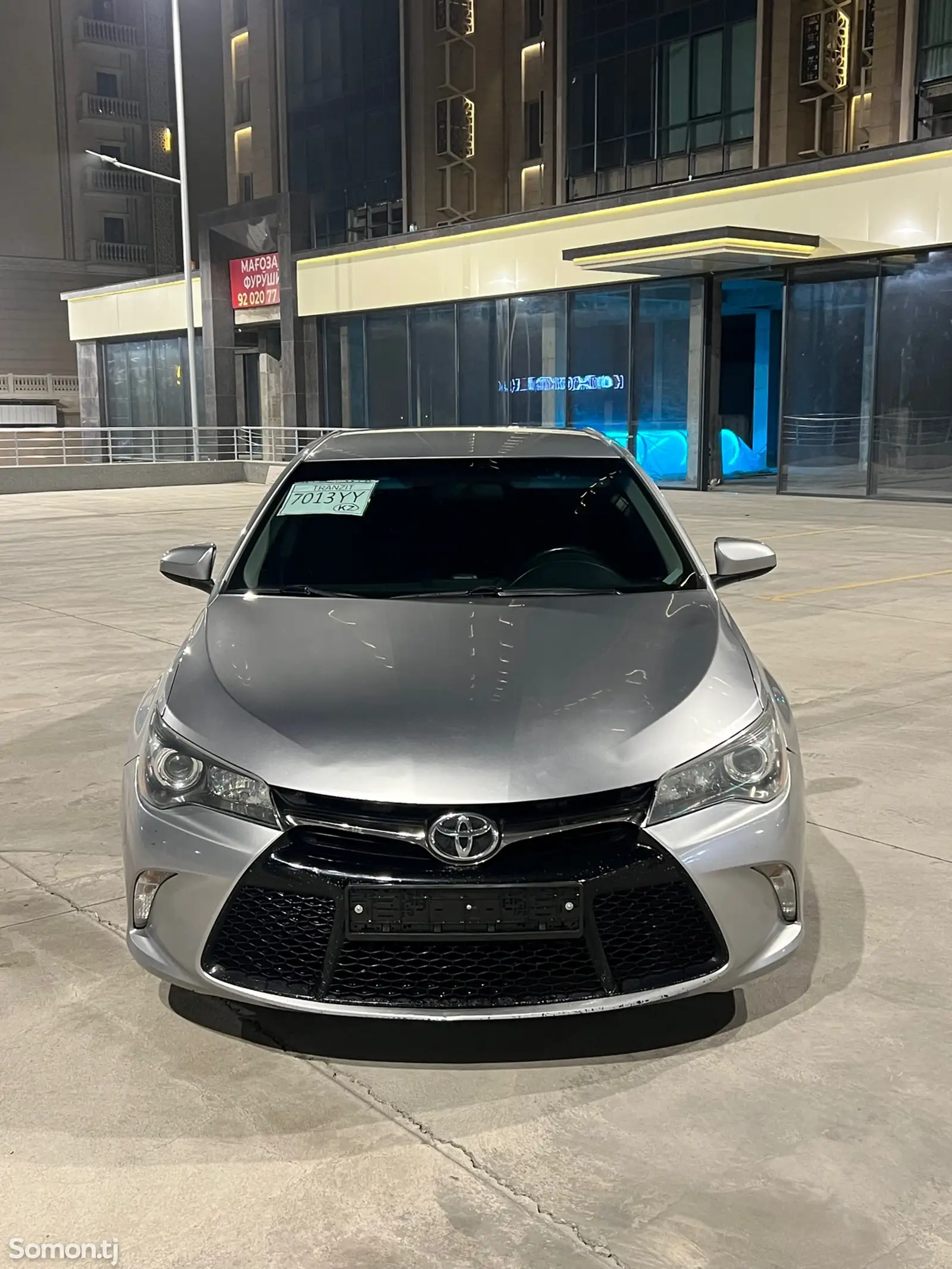 Toyota Camry, 2016-1