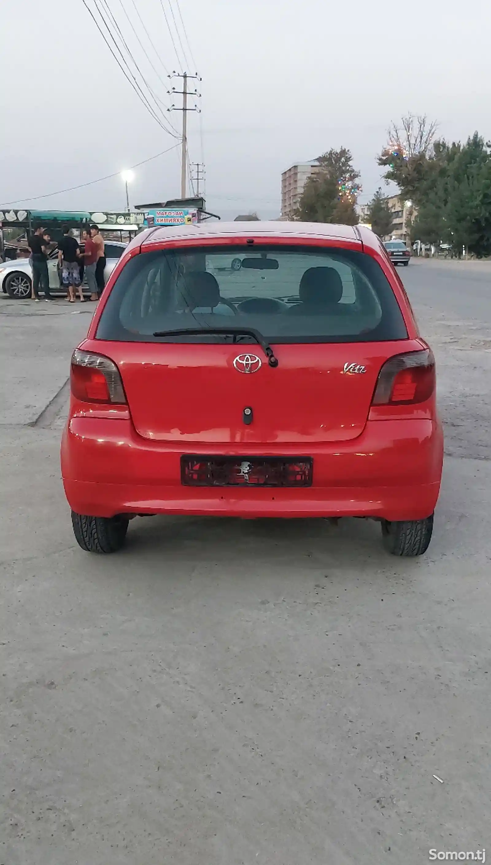 Toyota Vitz, 2001-2