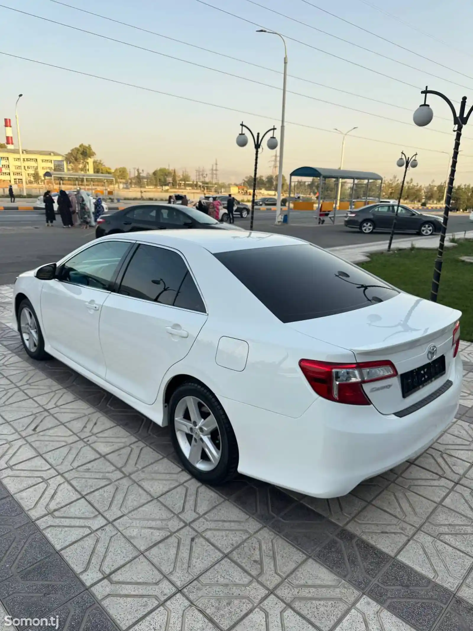 Toyota Camry, 2012-4