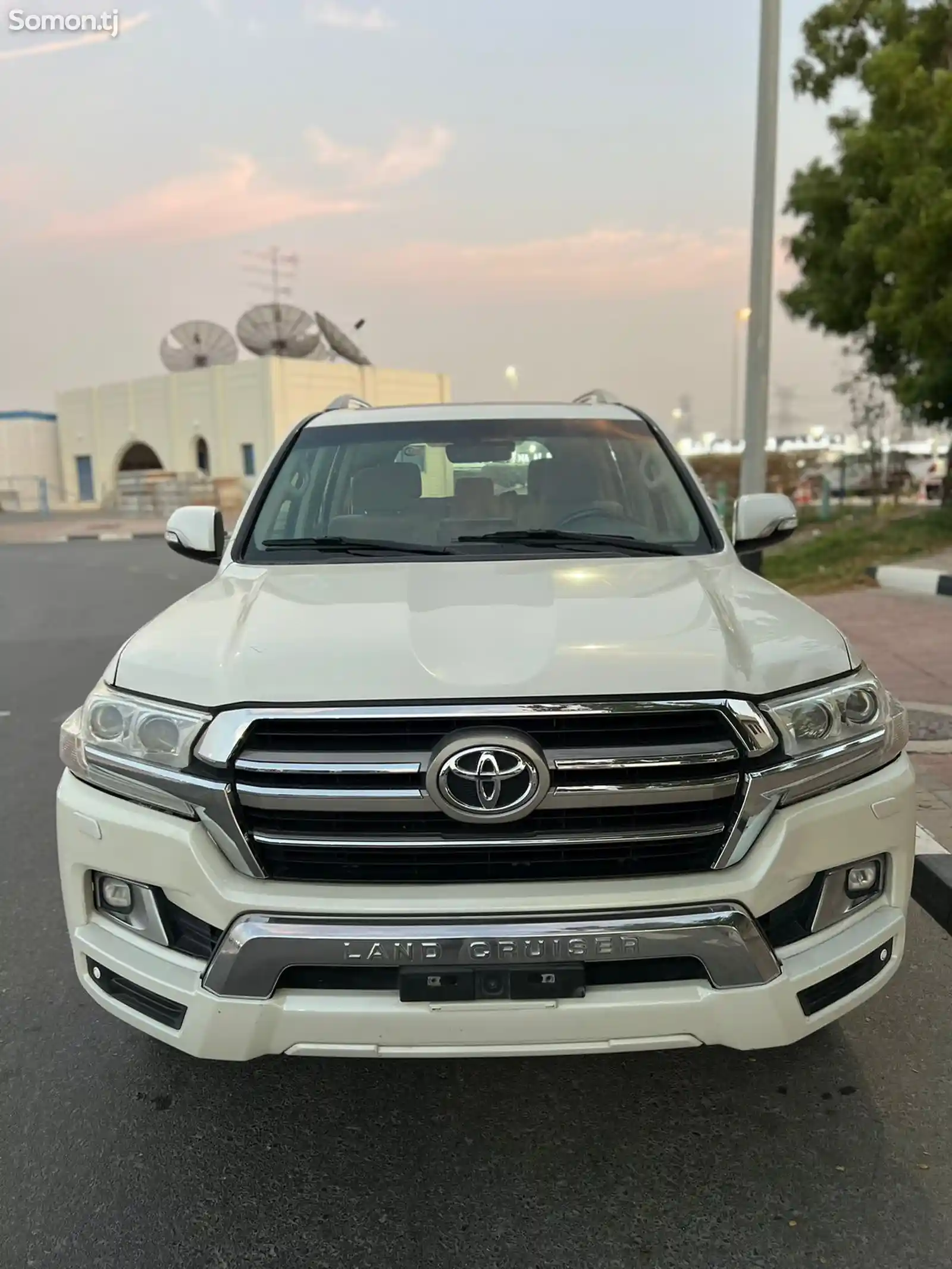 Toyota Land Cruiser, 2019-1