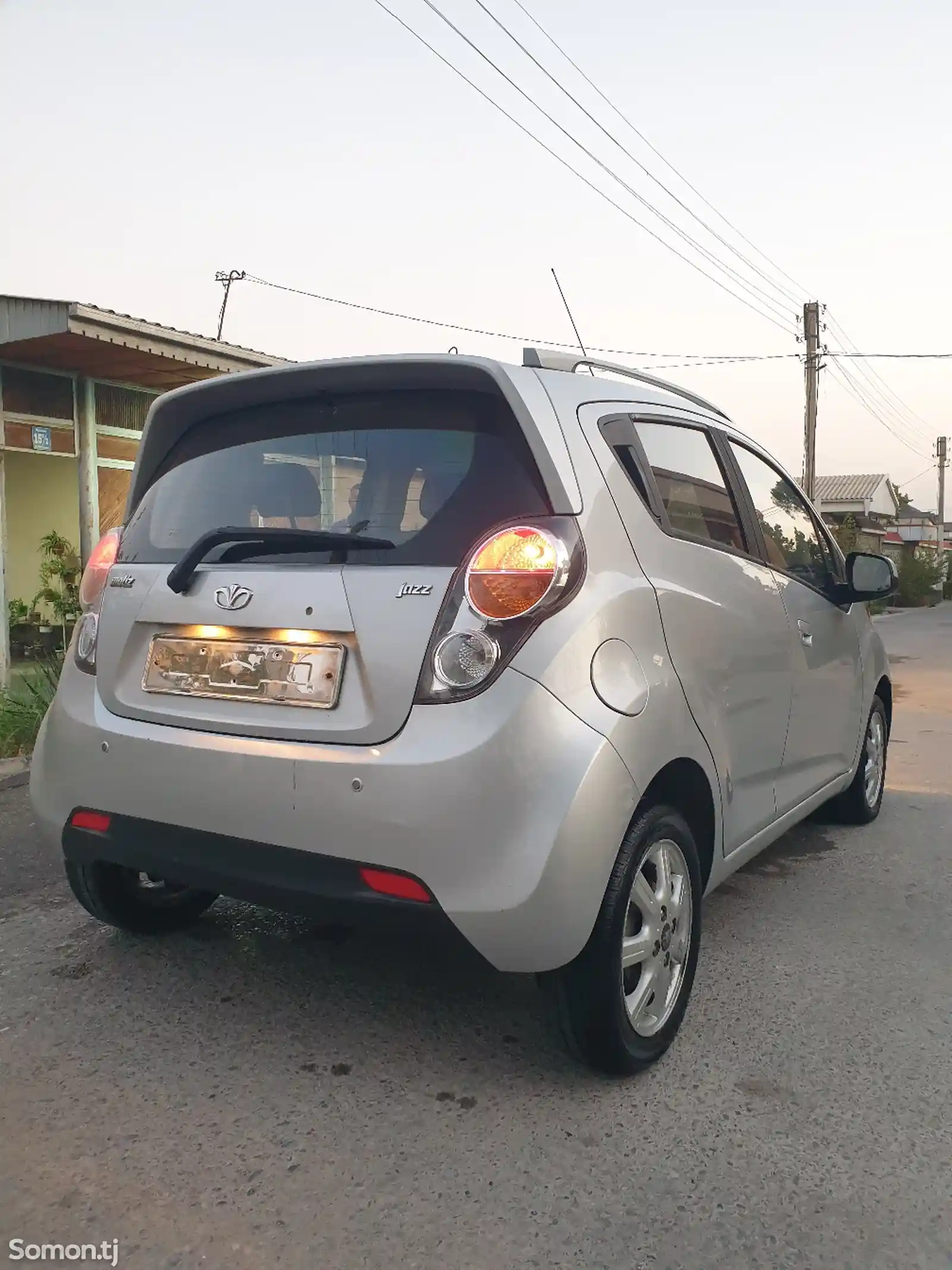 Chevrolet Spark, 2010-12