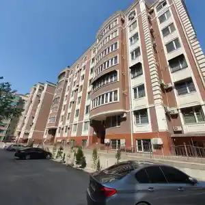 2-комн. квартира, 4 этаж, 65 м², 19мкр