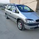 Opel Zafira, 2000-2