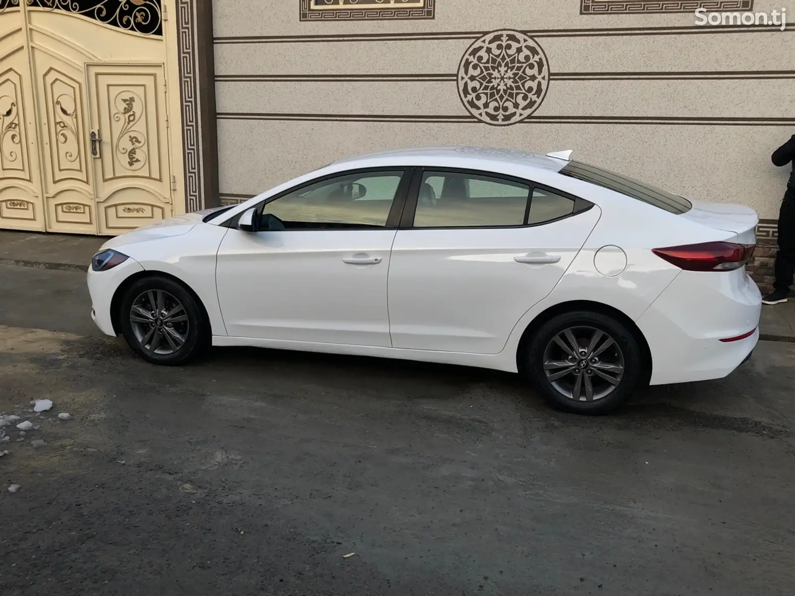 Hyundai Elantra, 2017-1