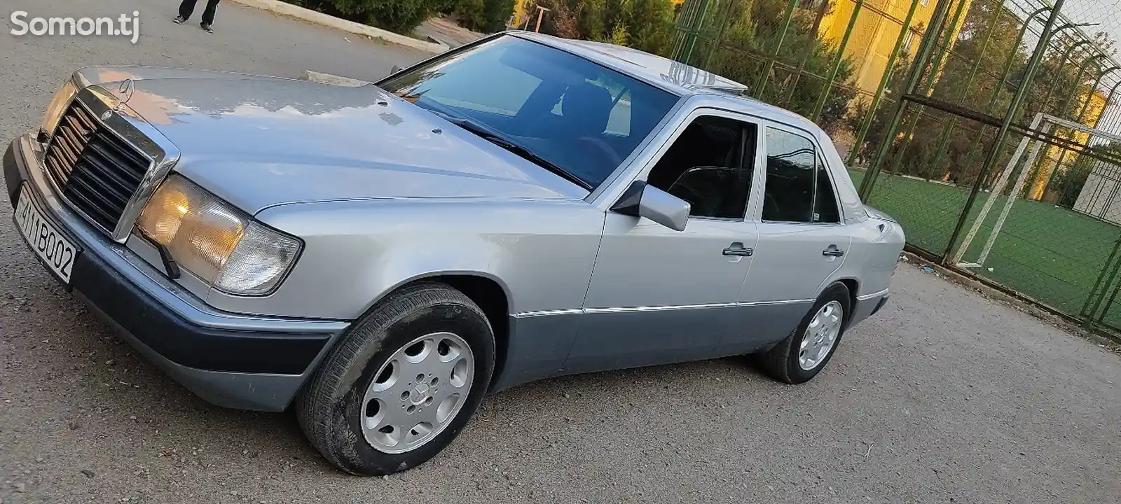 Mercedes-Benz W124, 1993-4