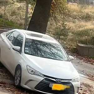 Toyota Camry, 2017