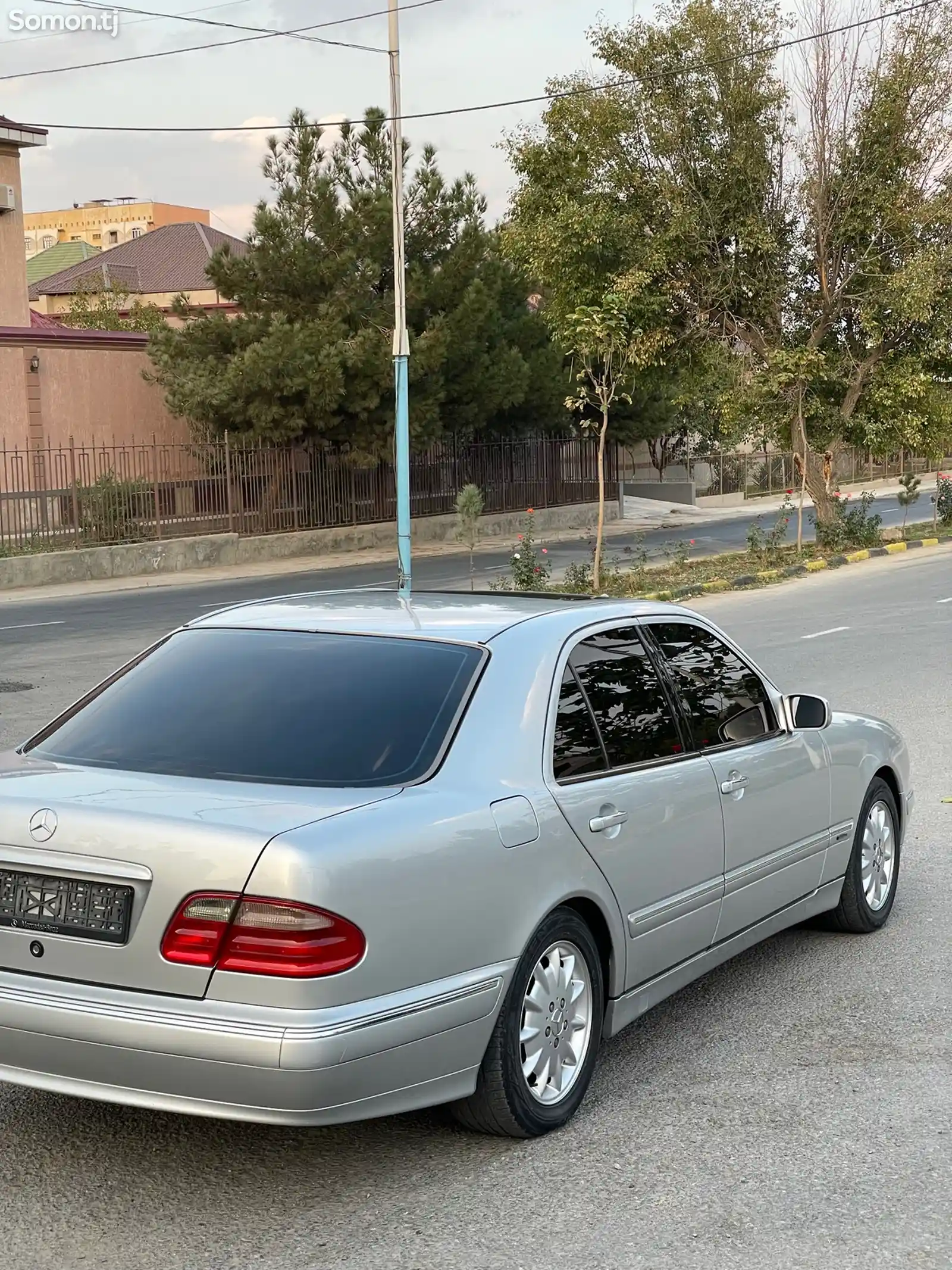 Mercedes-Benz E class, 2000-2