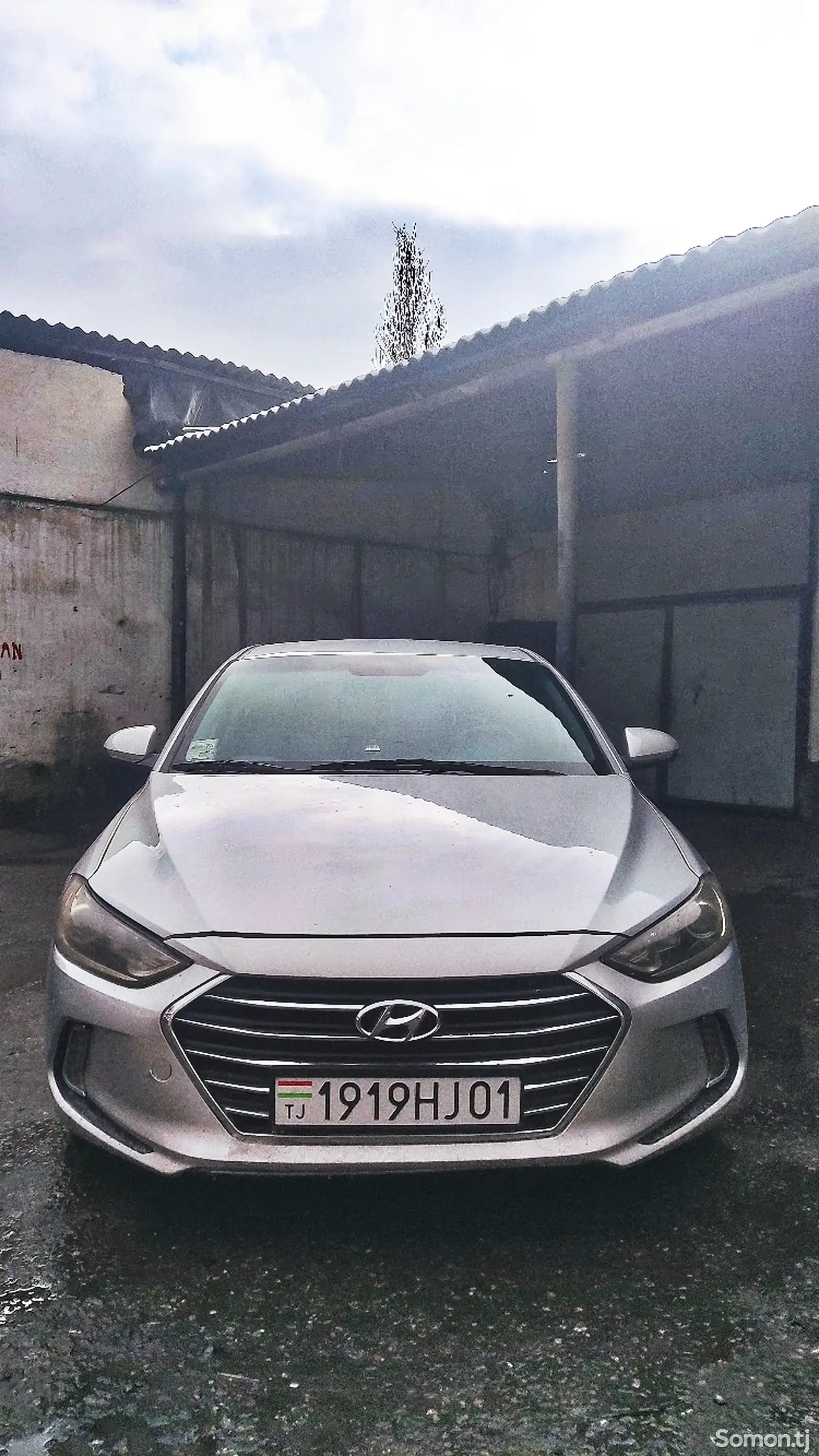 Hyundai Elantra, 2017-1