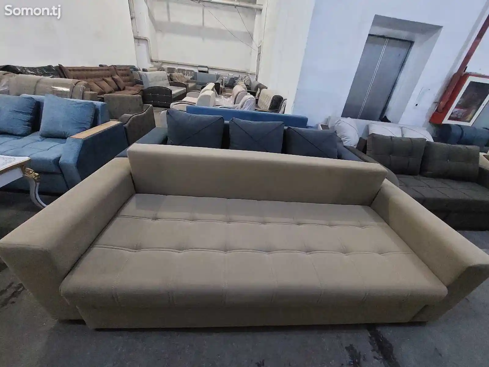 Раскладной диван-10