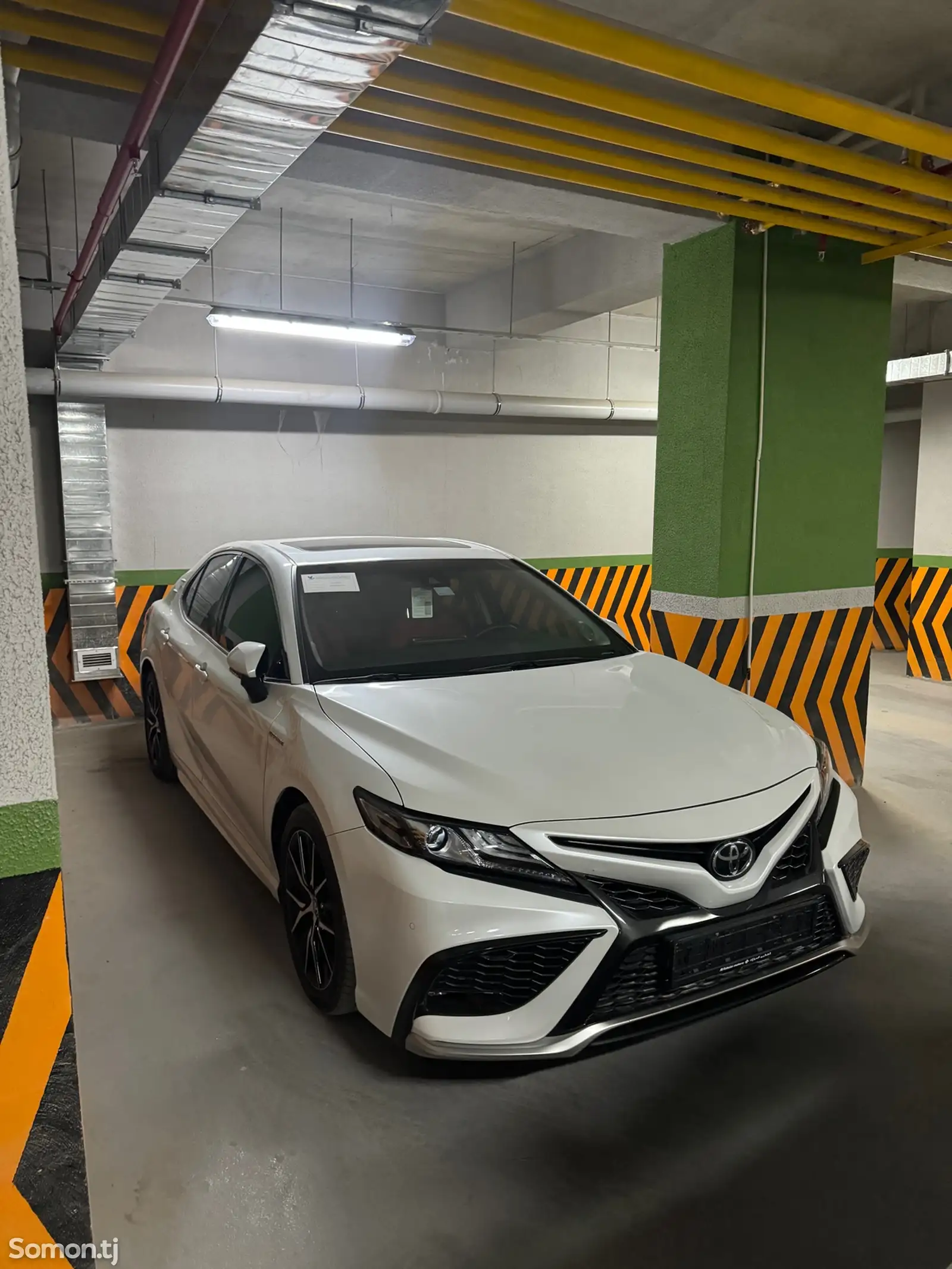 Toyota Camry, 2023-1