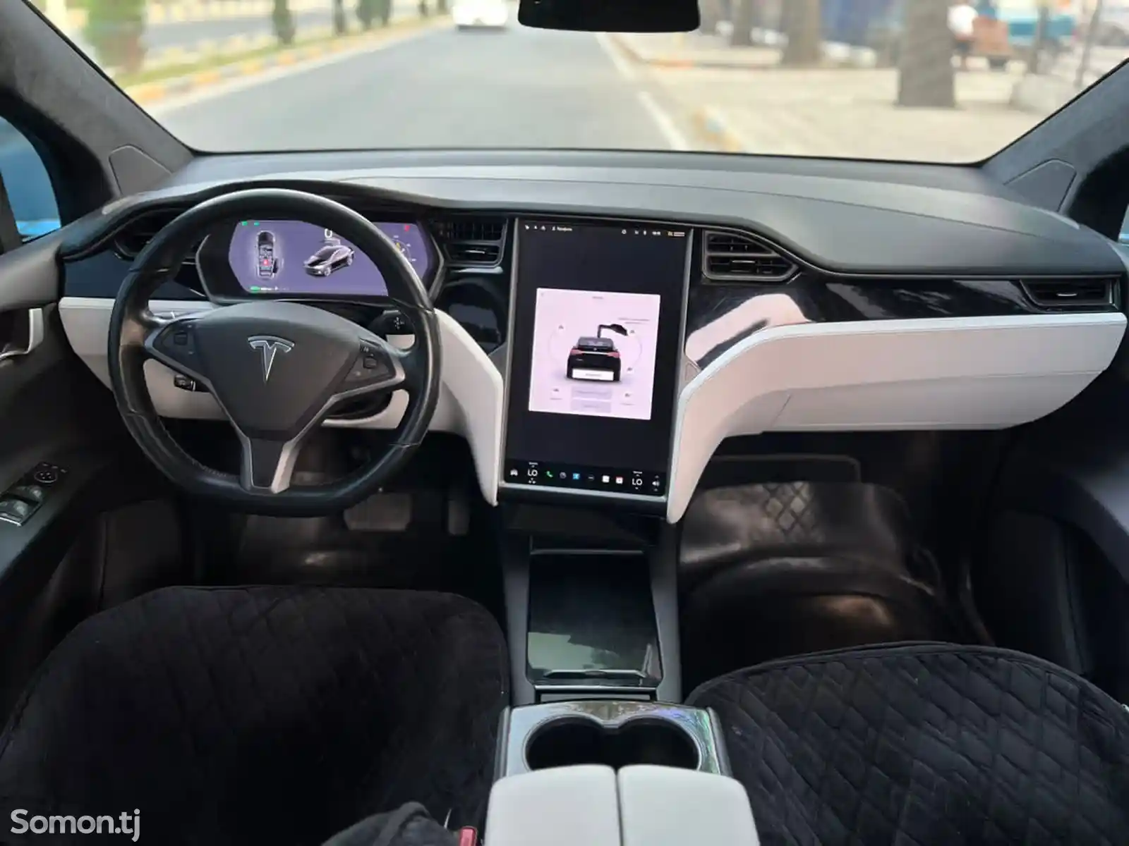 Tesla Model X, 2018-6