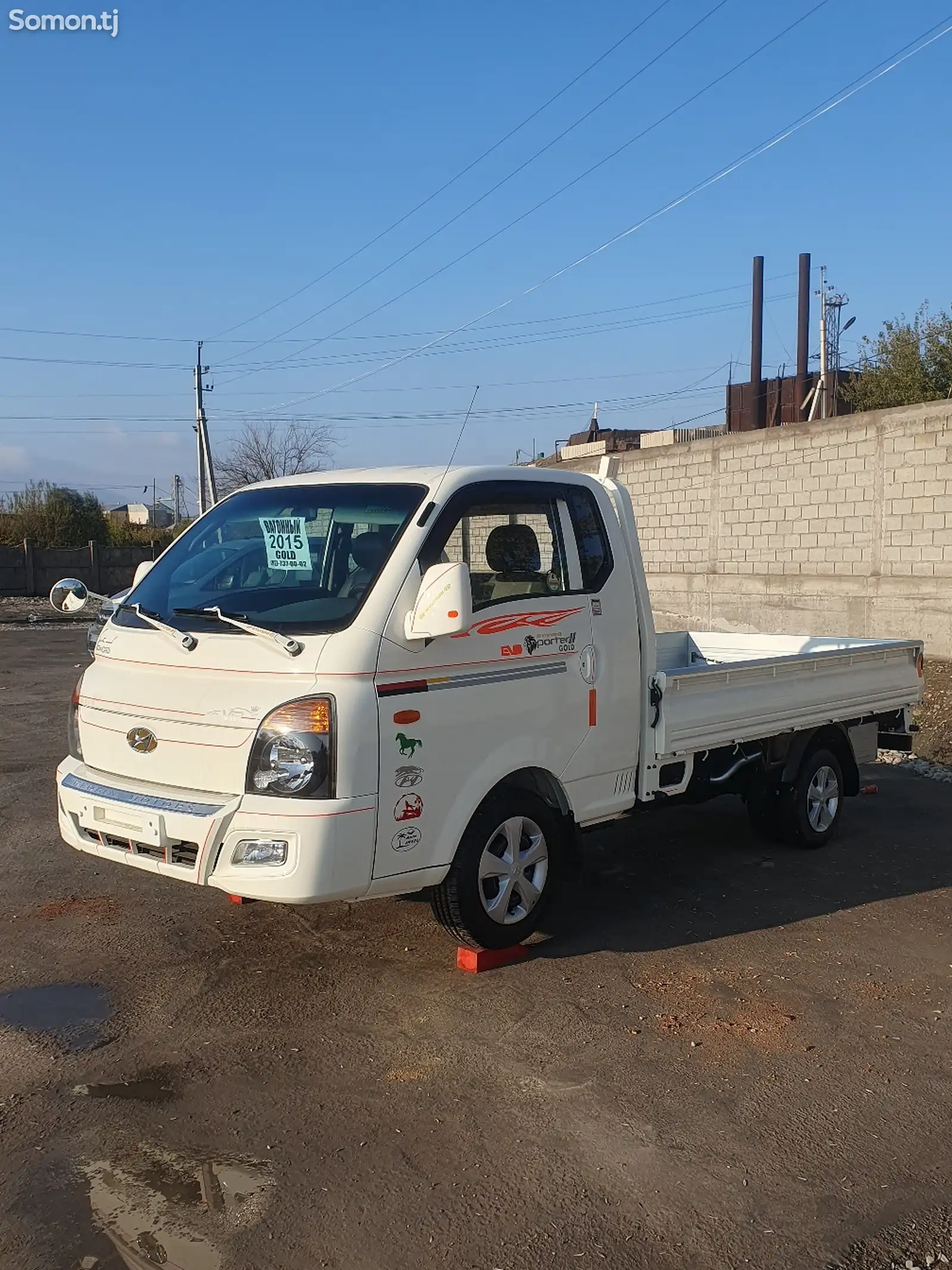 Бортовой автомобиль Hyundai Porter, 2015-1