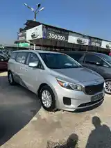 Kia Sedona, 2015-5