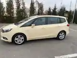 Opel Zafira, 2017-2