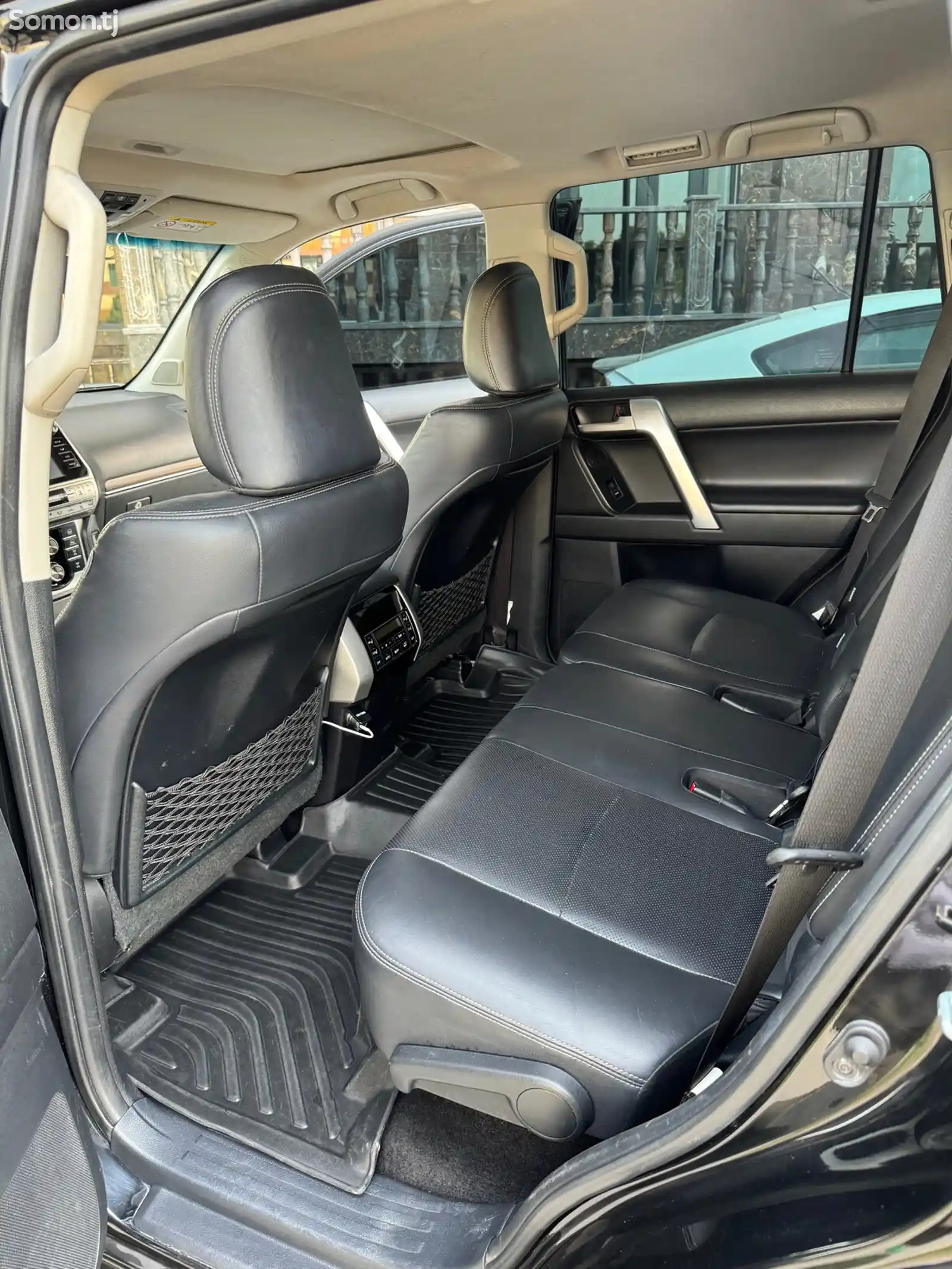 Toyota Land Cruiser Prado, 2019-3