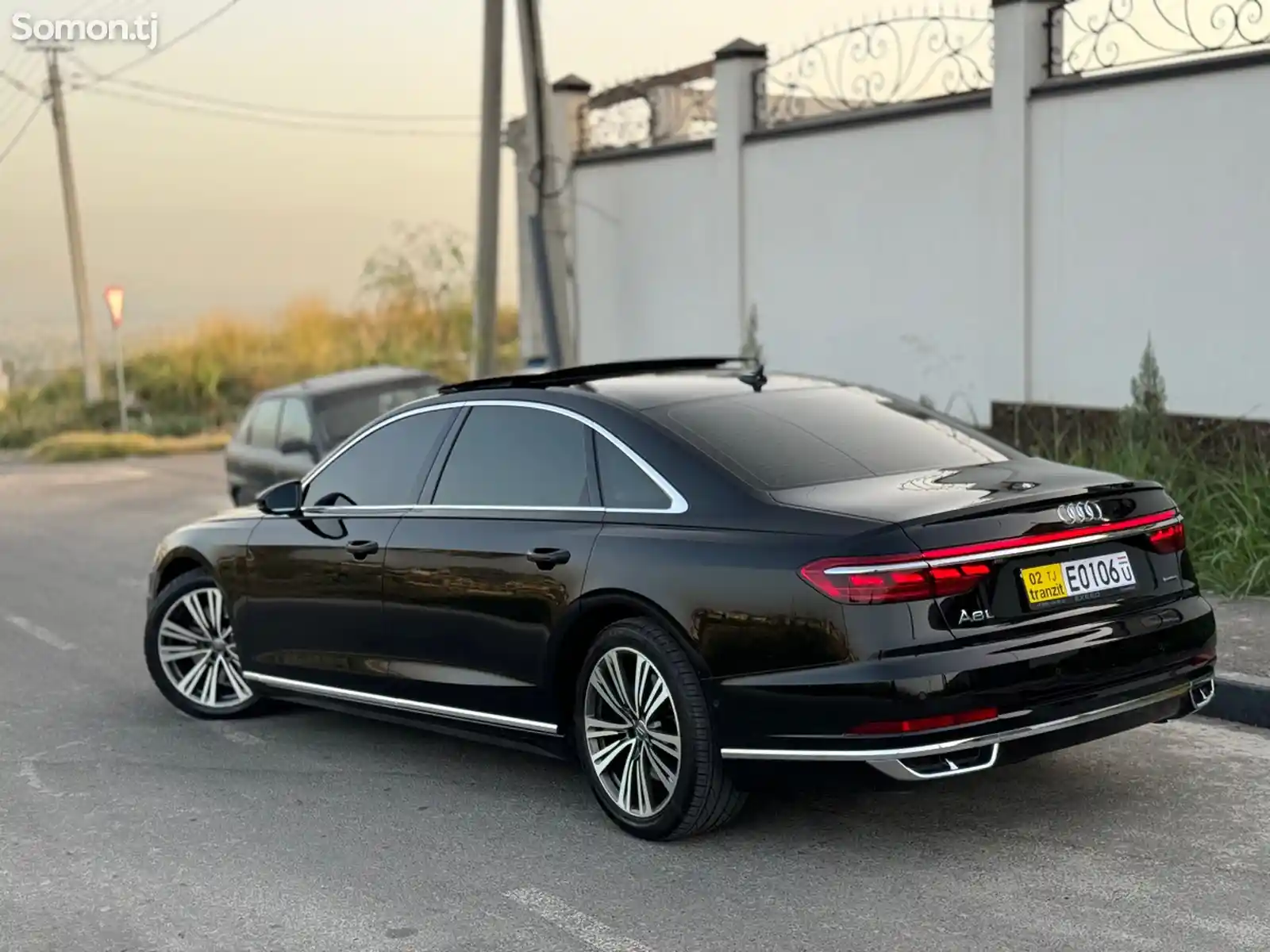 Audi A8, 2019-9