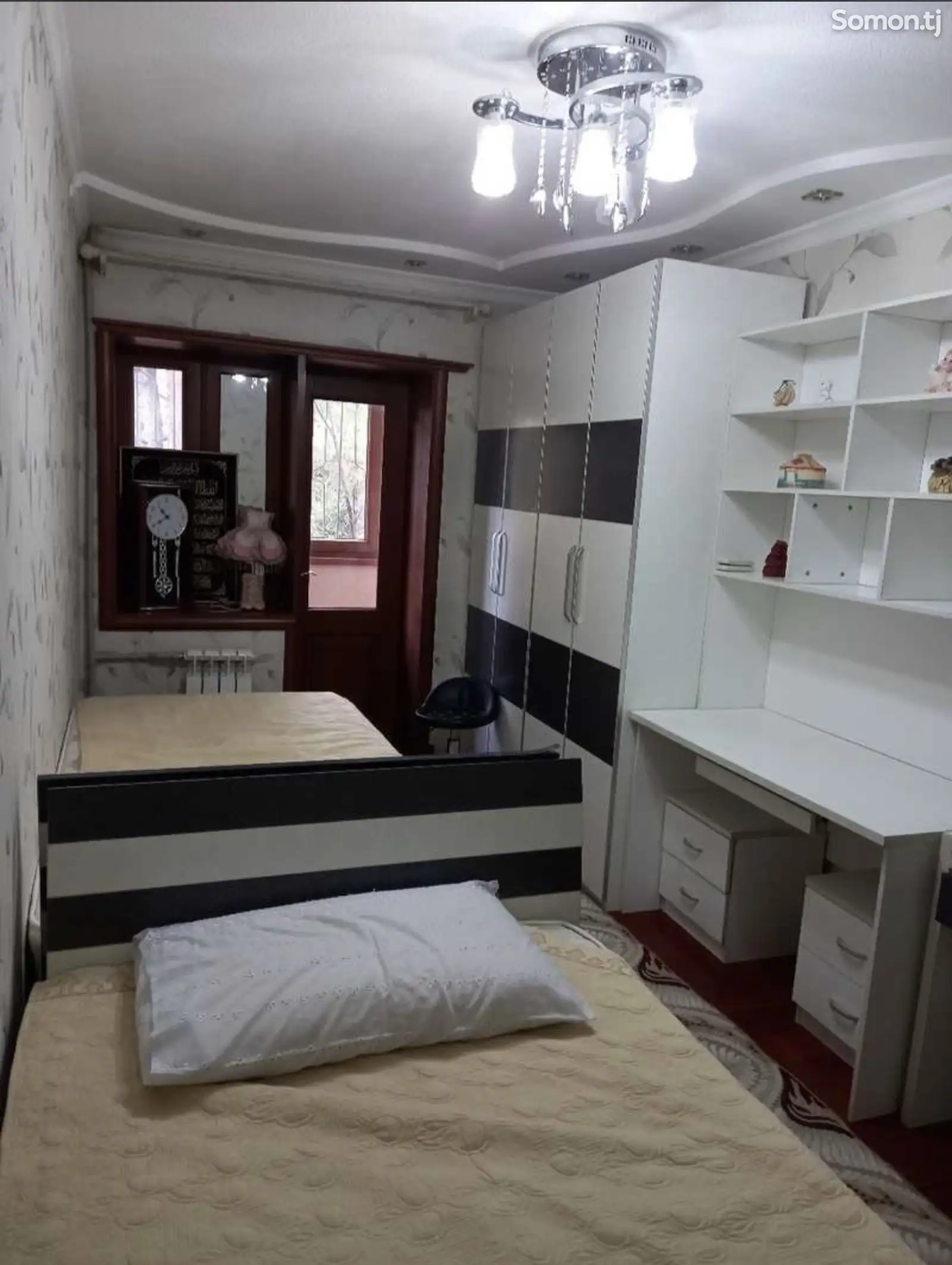 4-комн. квартира, 2 этаж, 80м², Маяковский-1