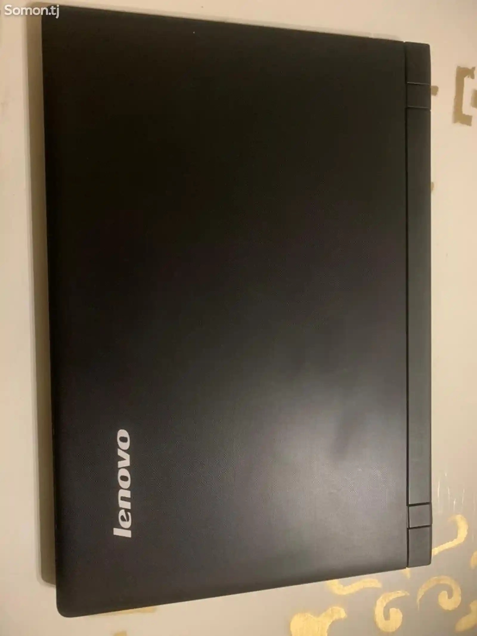 Ноутбук Lenovo-1