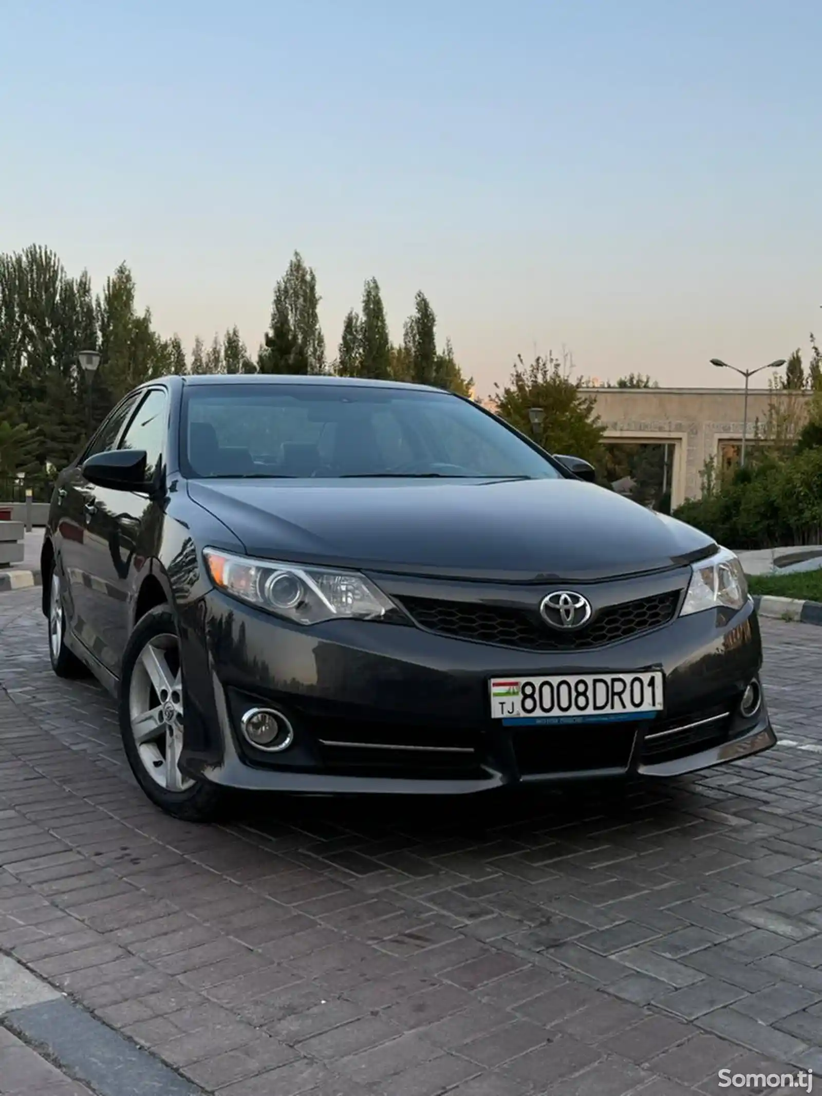 Toyota Camry, 2013-1