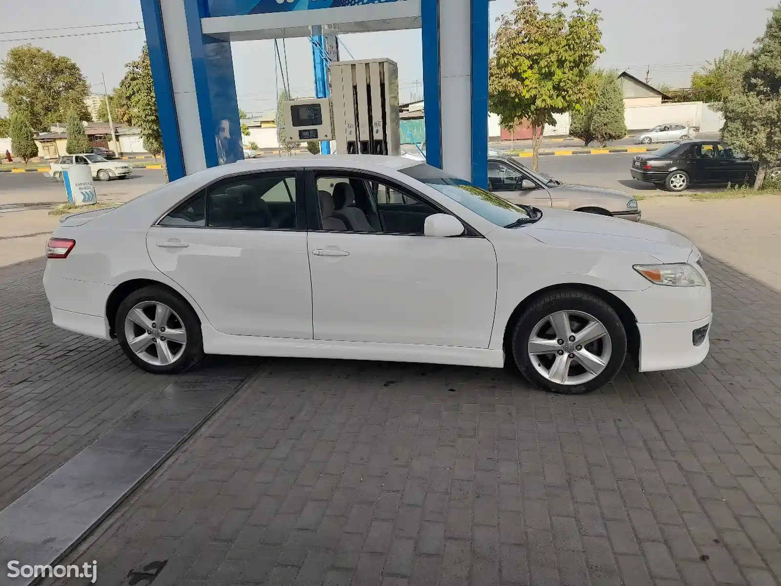 Toyota Camry, 2010-9