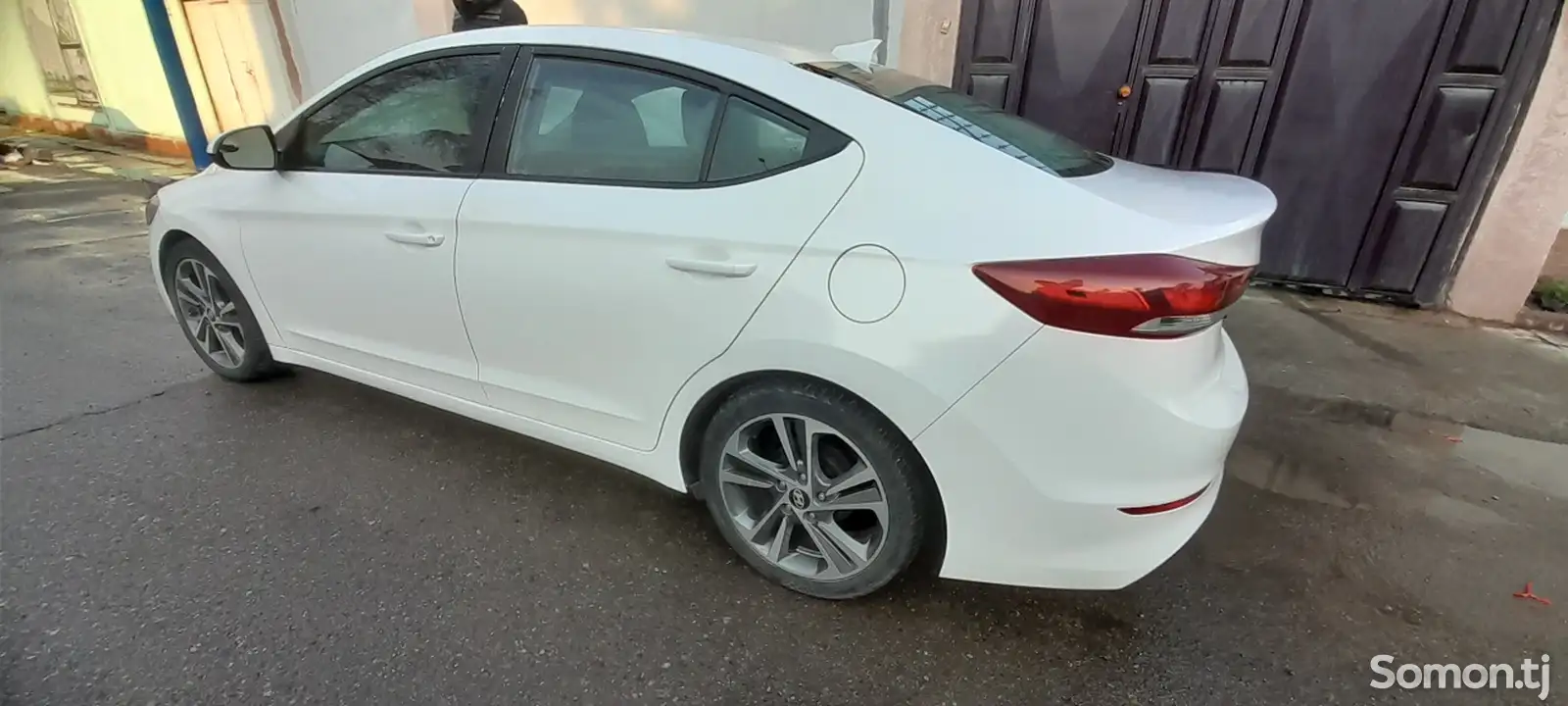 Hyundai Elantra, 2017-1