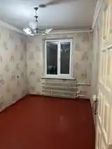 3-комн. квартира, 5 этаж, 70м², 102 мкр-3