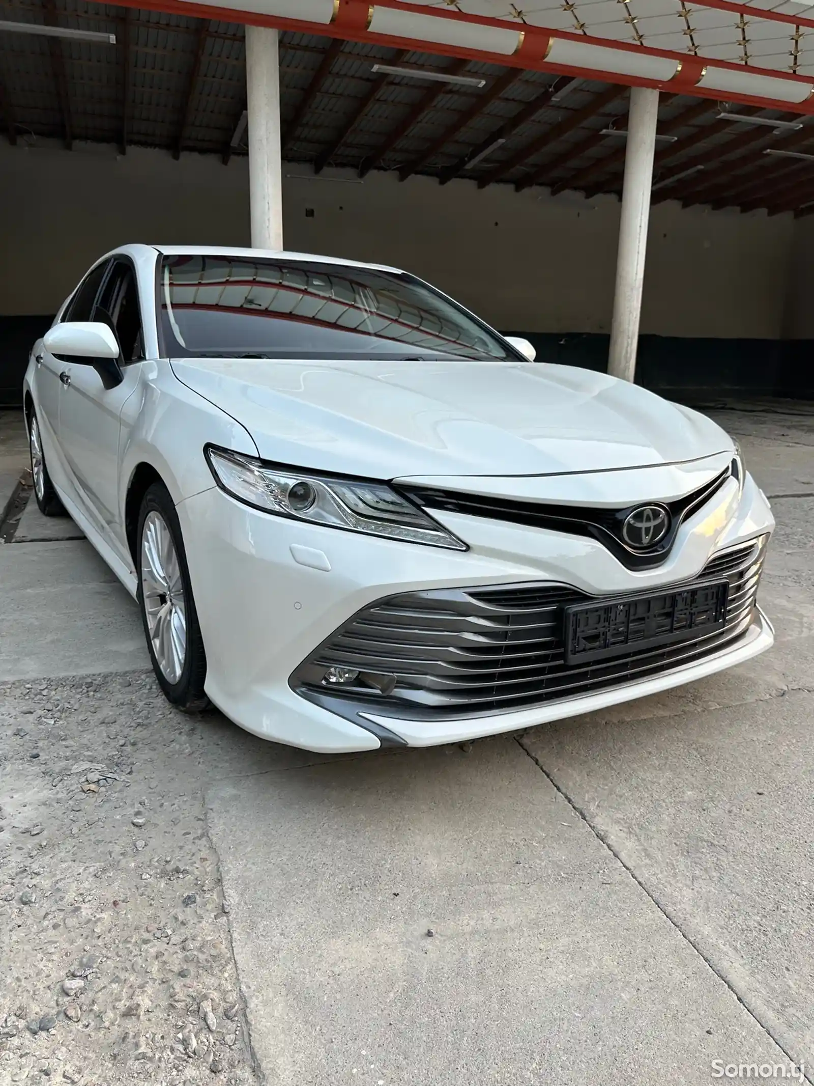 Toyota Camry, 2018-4