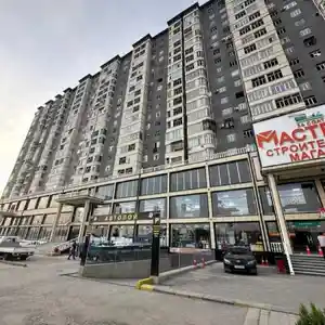 4-комн. квартира, 5 этаж, 82 м², Зарнисор