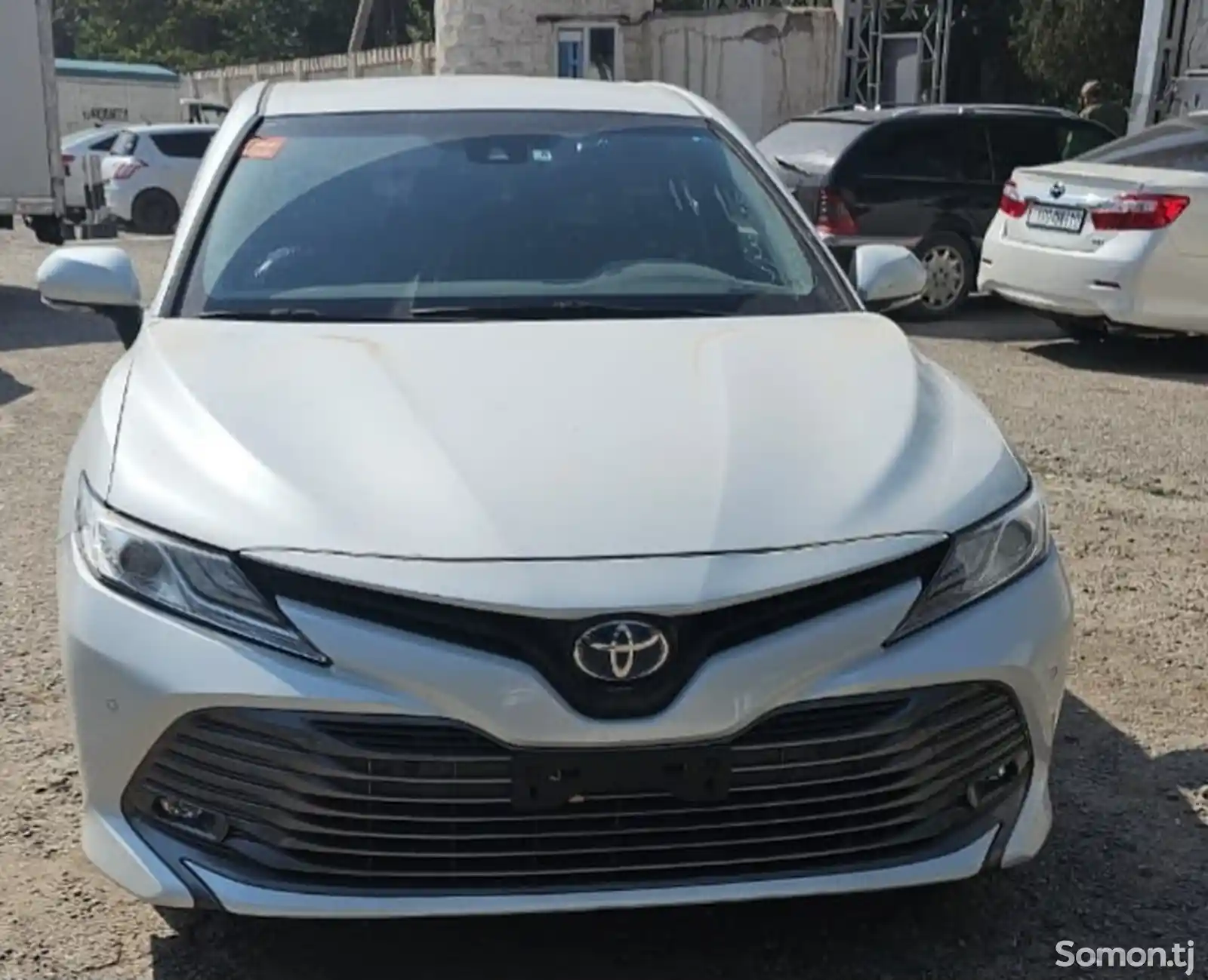 Toyota Camry, 2017-1