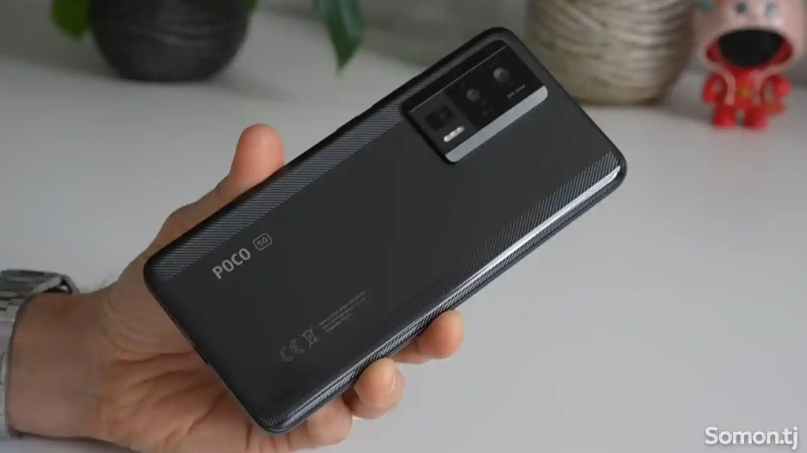 Xiaomi Poco F5 Pro