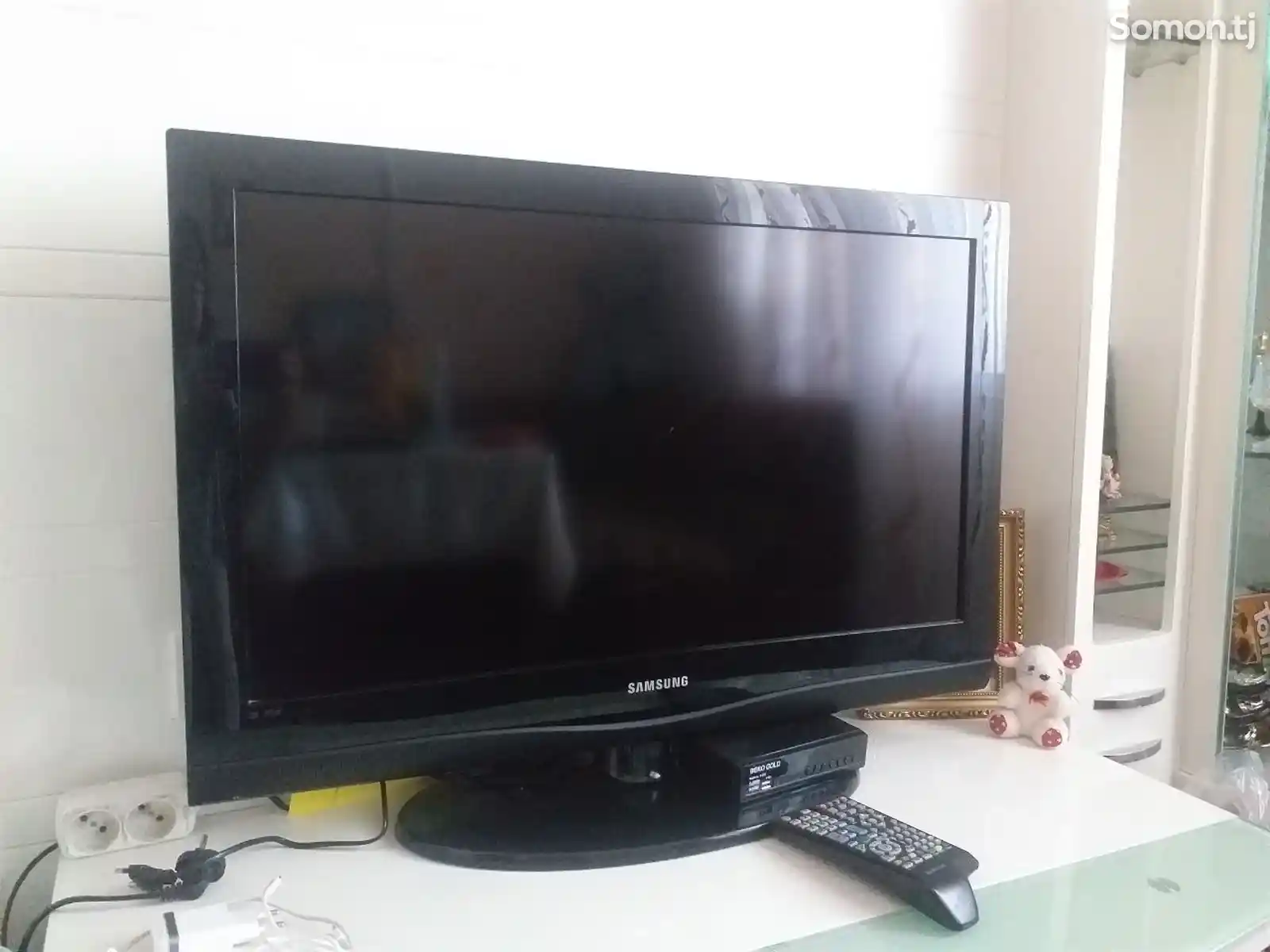 Телевизор самсунг-3