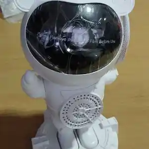 Робот сабвуфер-светильник