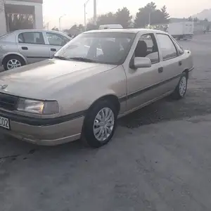 Opel Vectra A, 1990