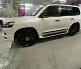 Toyota Land Cruiser, 2017-2