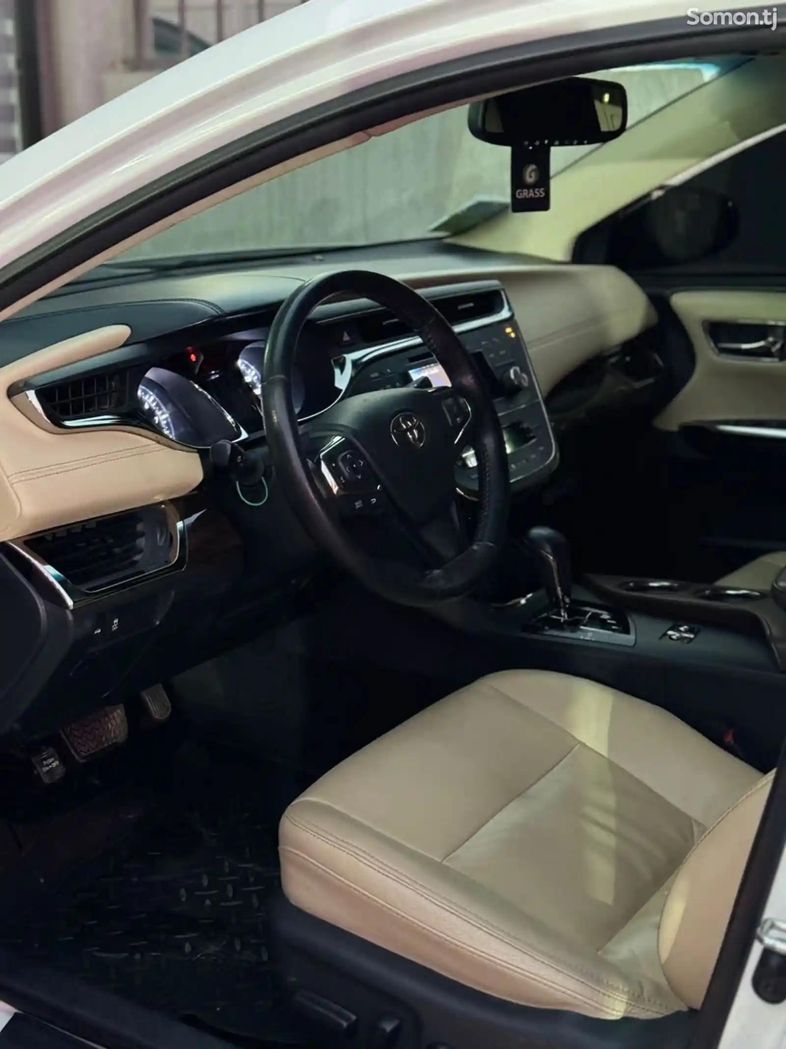 Toyota Avalon, 2015-5